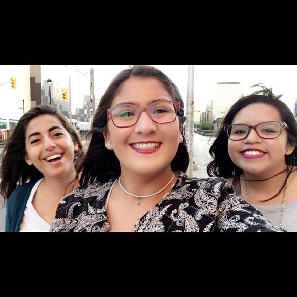 Meet your Posher, Carla - Picture 1 of 1